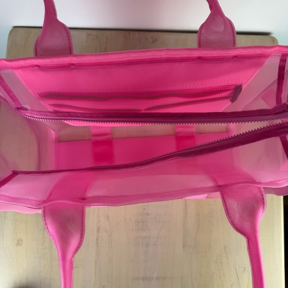 Marc Jacobs Large Pink Transparent Tote - Picture 10 of 16